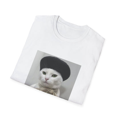 French Cat Graphic T-shirt - La vie en rose